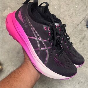 ASICS Kayano 31 Women's Black and Hot Pink Athletic Shoes